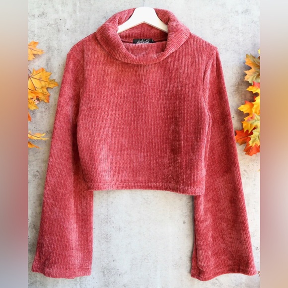 Minkpink bell sleeve top - Picture 2 of 8